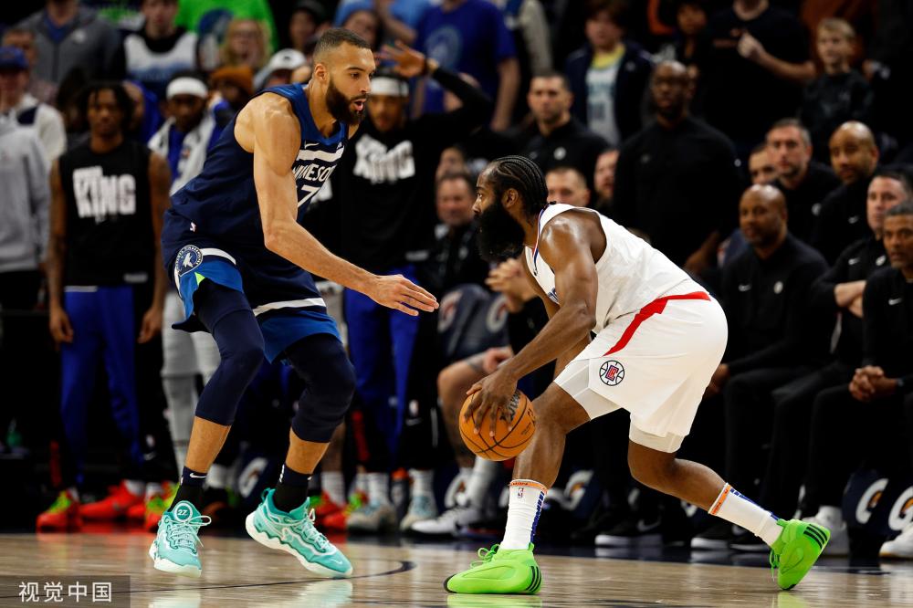 格外抢眼 格外抢眼